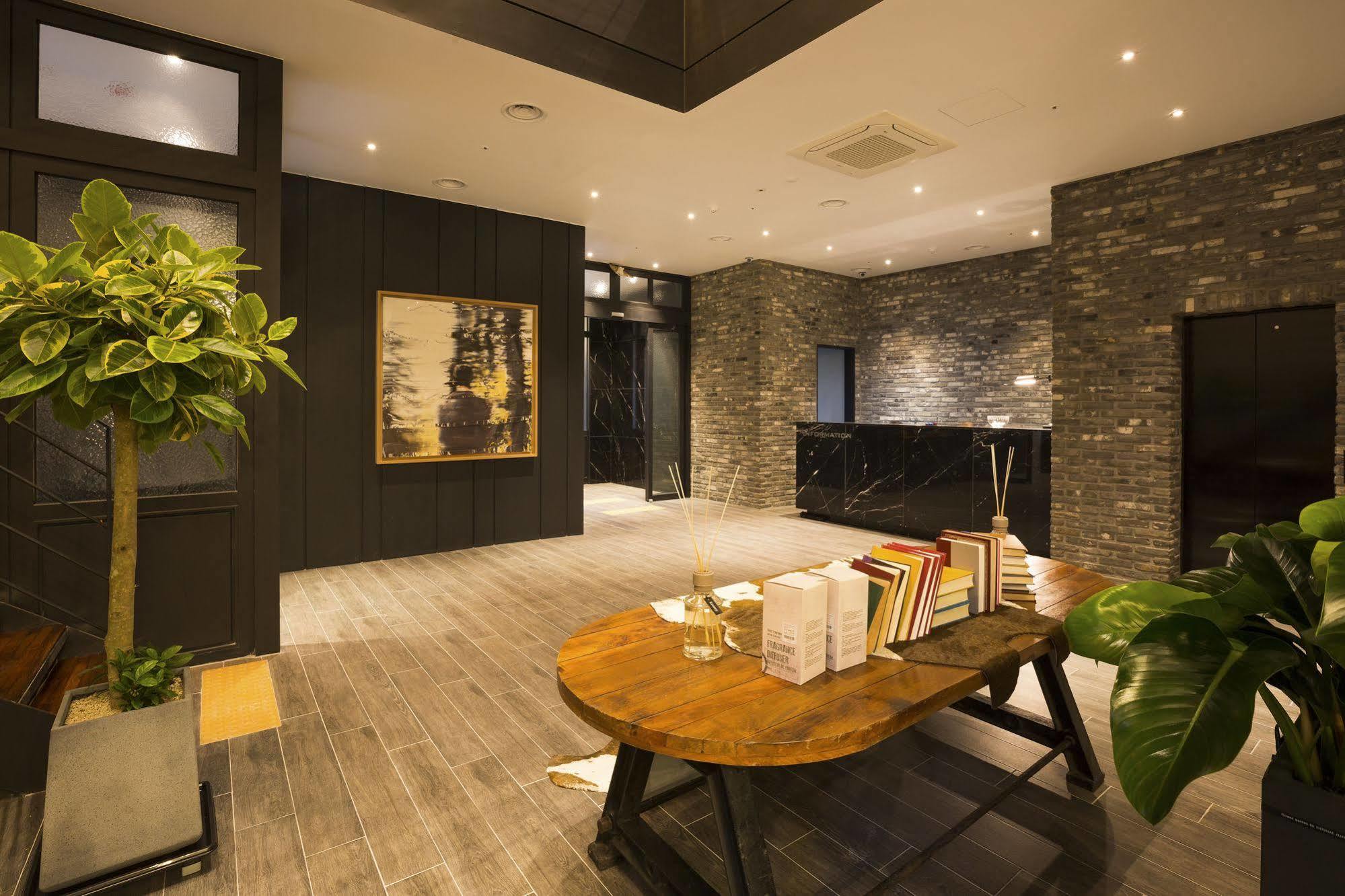 סיאול Trang Blue Hotel מראה חיצוני תמונה
